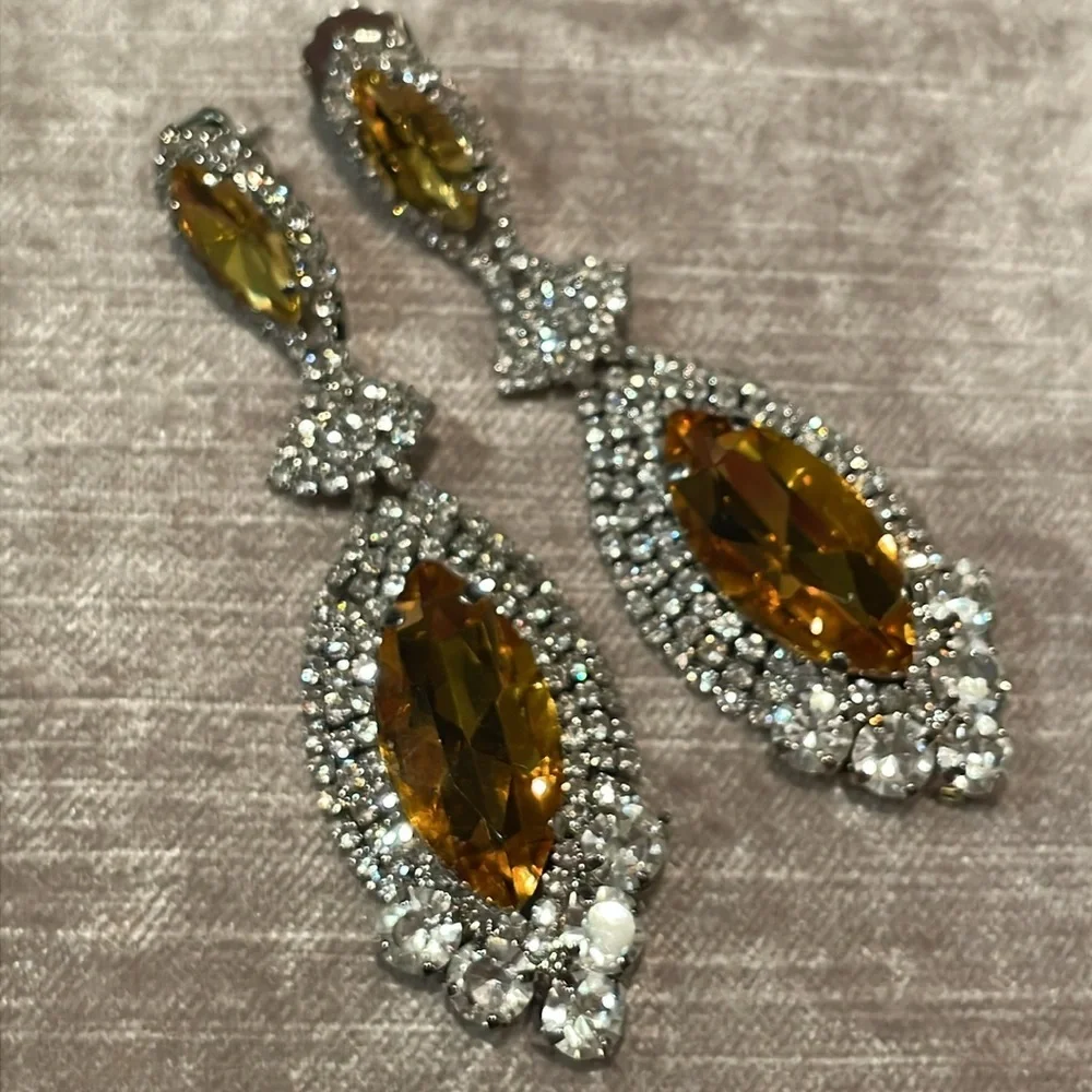 Yellow & White Austrian Crystal Earrings 3” long NWOTS - Picture 6 of 7